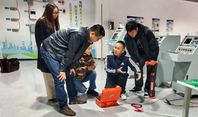 “2190智能探測儀獲青睞，安徽電力來訪深交流